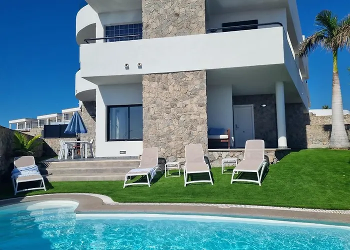 Villa The Views